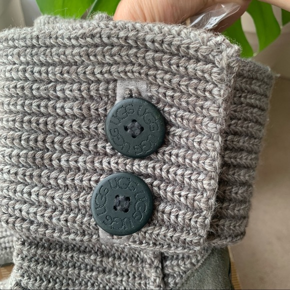 UGG Classic Cardy Boot - Grey - Picture 8 of 13